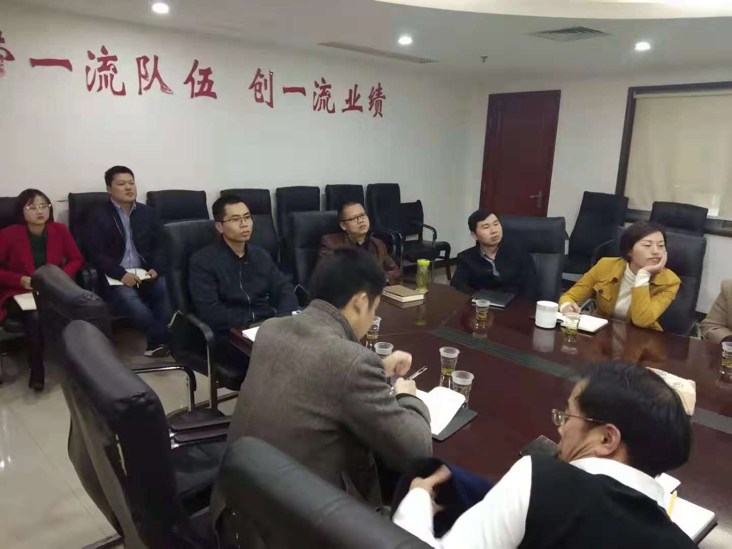 长沙市环境科学学会秘书长蒋检花赴宁乡市发改局进行“两型”公益主题宣讲活动